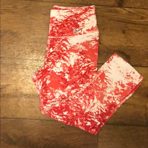 Nike DriFit crop leggings. Size XS - Picture 4 of 4